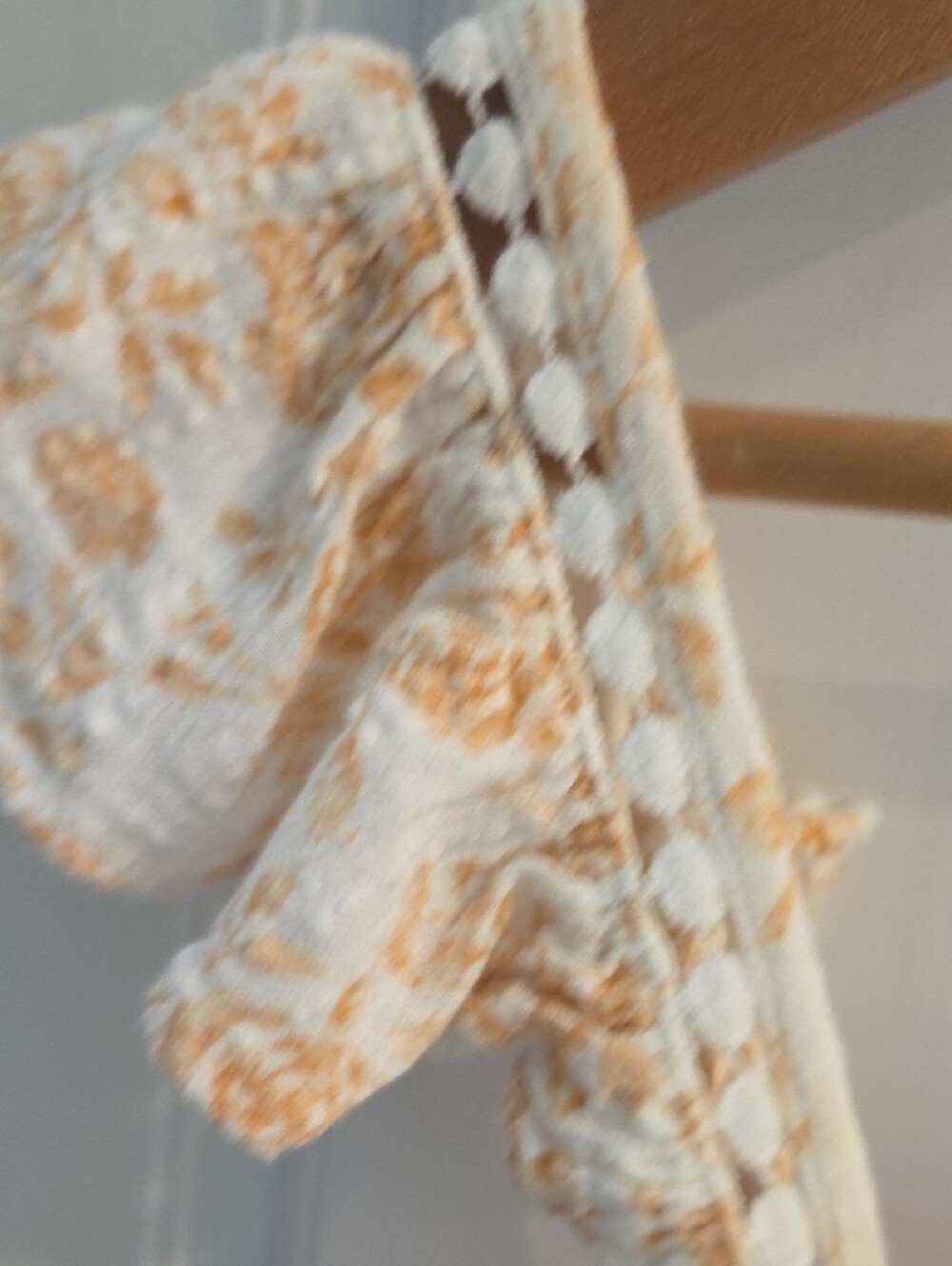Floral Ruffle Sundress size L - White and Yellow - Picture 5 of 6